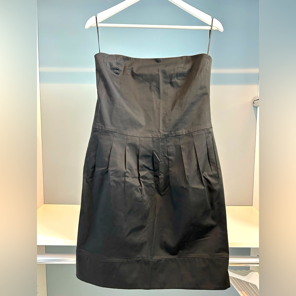 Club Monaco Black Strapless Dress. Vintage. Size 10. Back zipper. Like new!
